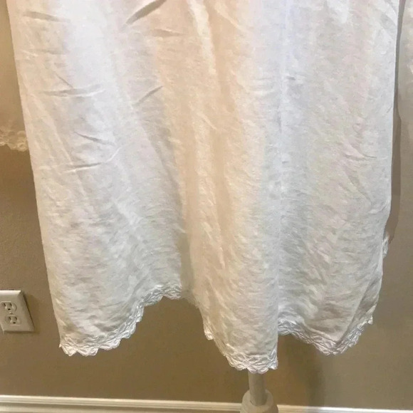 J.Jill Linen Blend Floral Eyelet 3/4 Sleeve Tunic Top with Side Slits-Size L - Picture 5 of 16